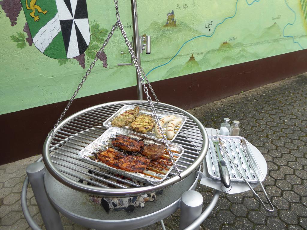 Ferienwohnungen Im Moseltal Löf Eksteriør bilde
